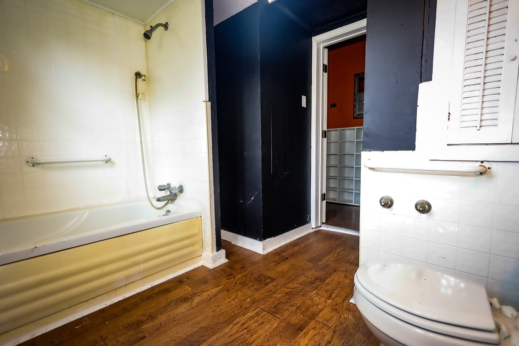 McComb, Mississippi 39648, United States, ,2 BathroomsBathrooms,Commercial,Contingent,61632