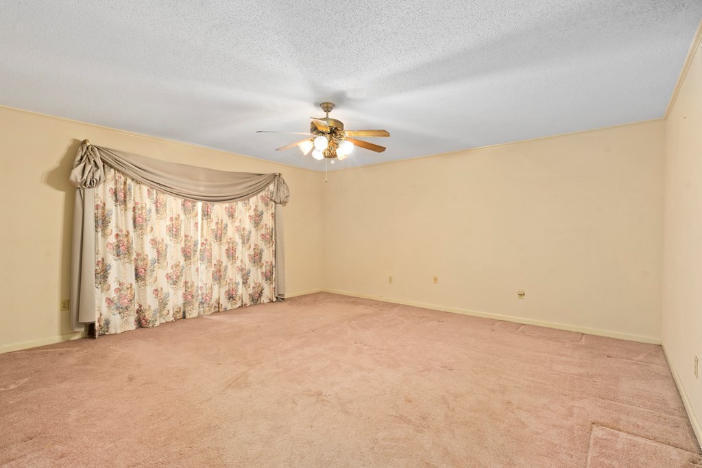 Tylertown, Mississippi 39667, United States, 6 Bedrooms Bedrooms, ,7 BathroomsBathrooms,Residential,Active,86096