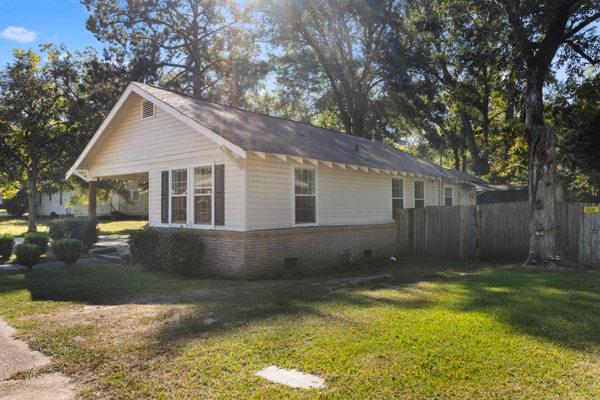 Brookhaven, Mississippi 39601, United States, 3 Bedrooms Bedrooms, ,2 BathroomsBathrooms,Residential,Active,37224