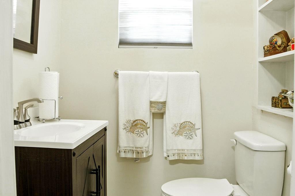 McComb, Mississippi 39648, United States, 3 Bedrooms Bedrooms, ,2 BathroomsBathrooms,Residential,Active,161729