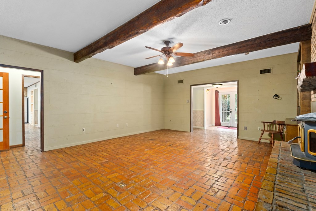 Tylertown, Mississippi 39667, United States, 6 Bedrooms Bedrooms, ,7 BathroomsBathrooms,Residential,Active,30051