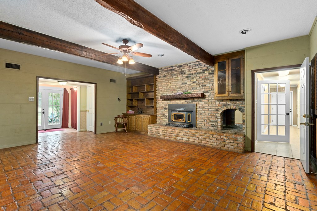 Tylertown, Mississippi 39667, United States, 6 Bedrooms Bedrooms, ,7 BathroomsBathrooms,Residential,Active,30051