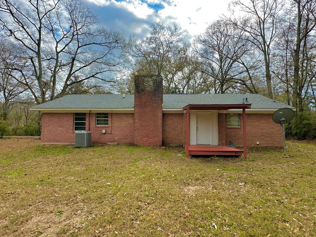 McComb, Mississippi 39648, United States, 4 Bedrooms Bedrooms, ,2 BathroomsBathrooms,Residential,Active,11289