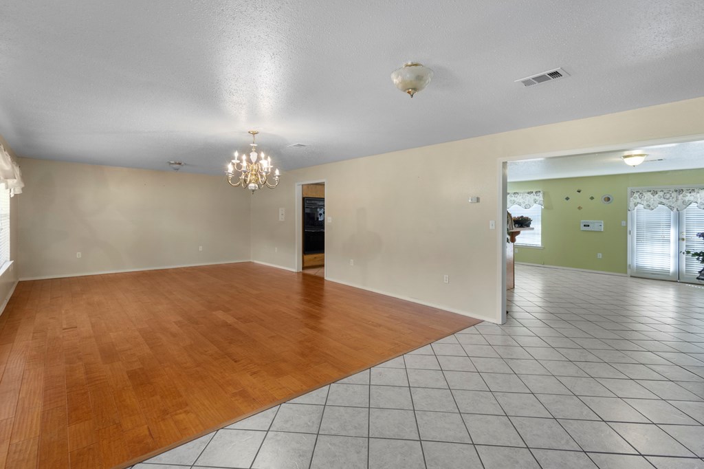 Magnolia, Mississippi 39652, United States, 5 Bedrooms Bedrooms, ,5 BathroomsBathrooms,Residential,Contingent,38711