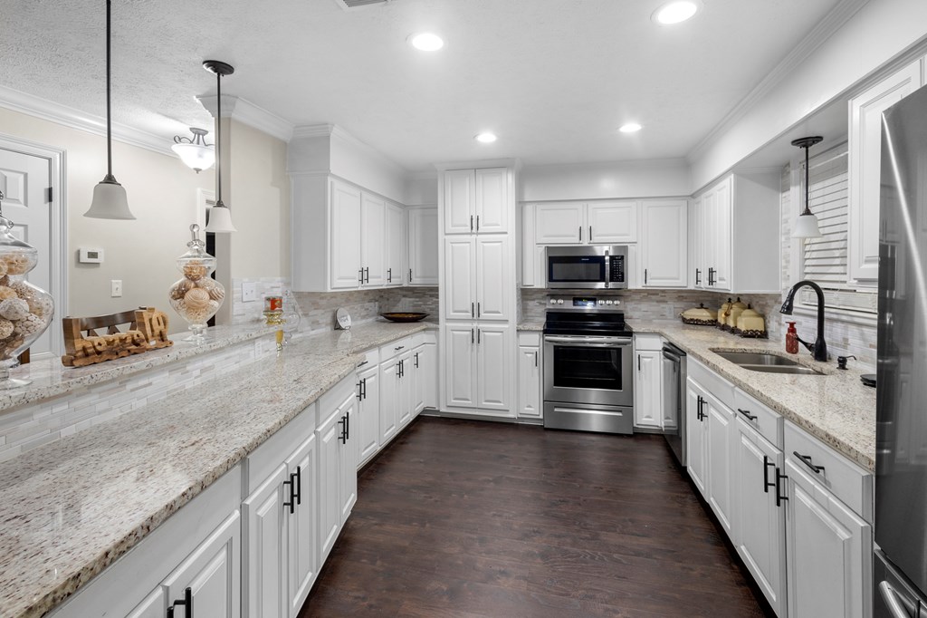 McComb, Mississippi 39648, United States, 3 Bedrooms Bedrooms, ,2 BathroomsBathrooms,Residential,Contingent,6483