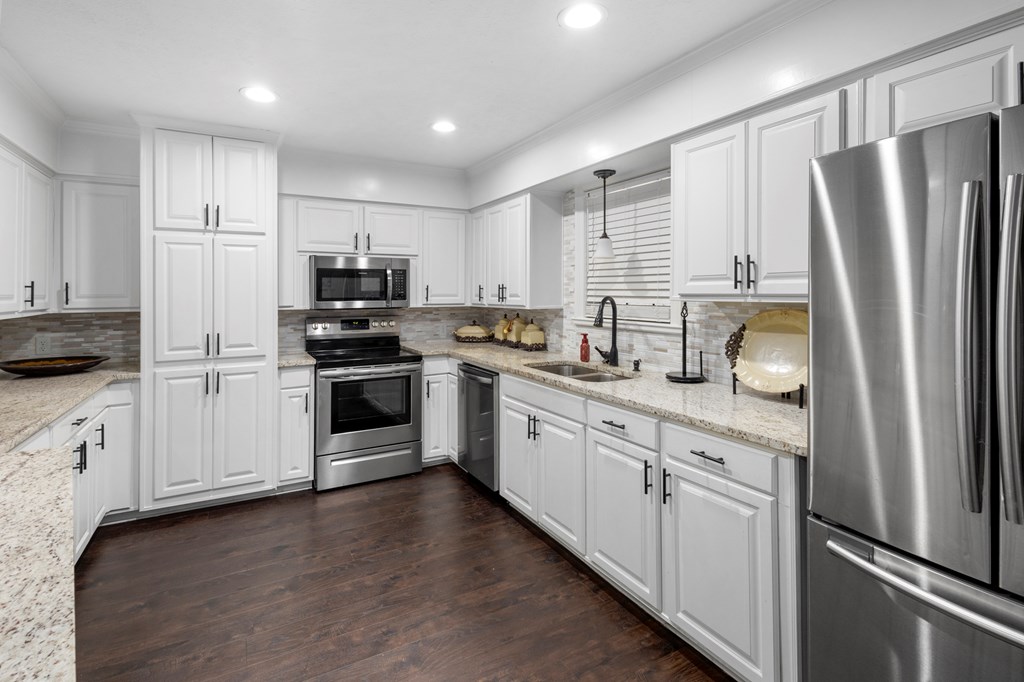 McComb, Mississippi 39648, United States, 3 Bedrooms Bedrooms, ,2 BathroomsBathrooms,Residential,Contingent,6483