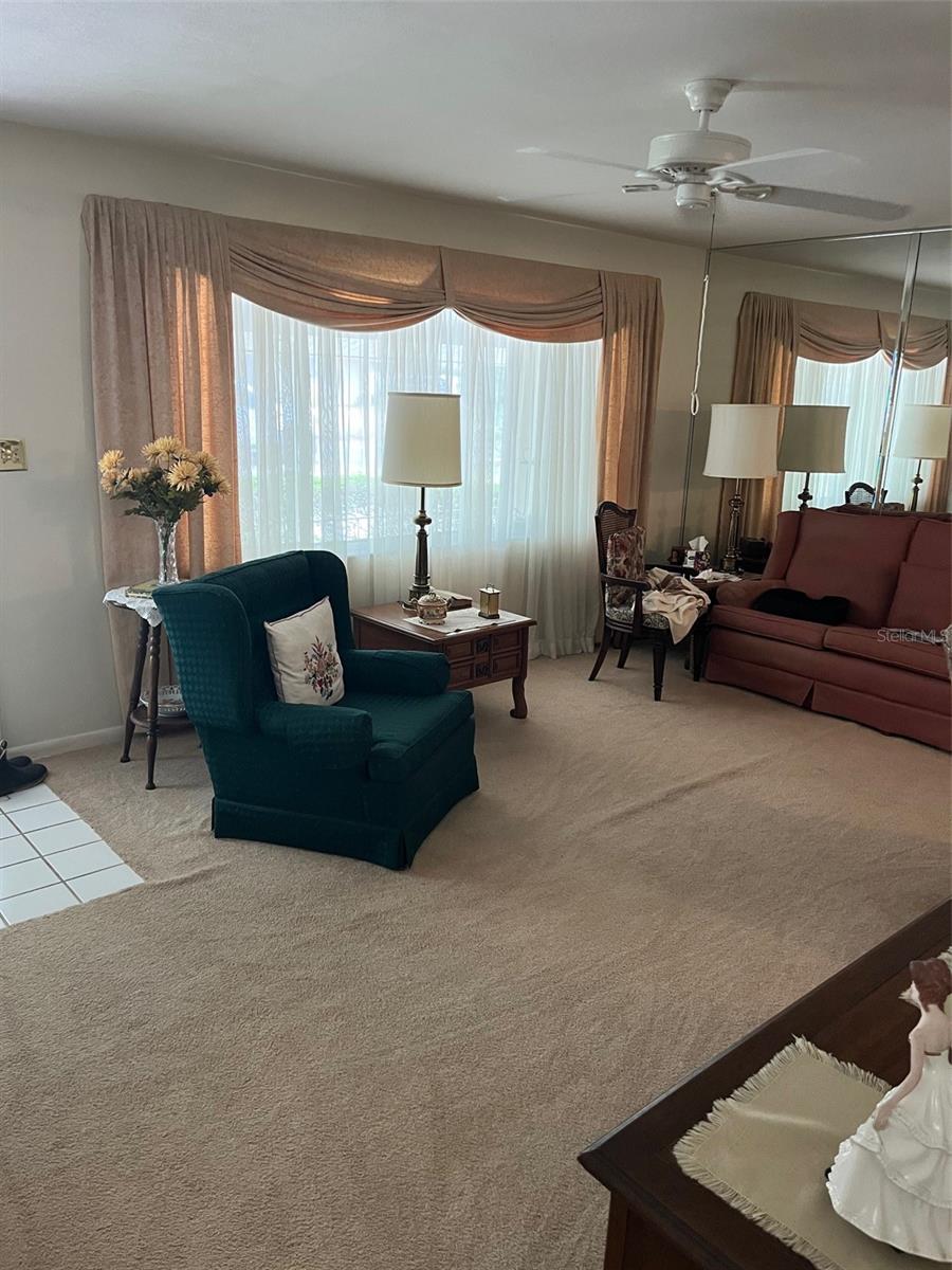 LA HACIENDA - Residential