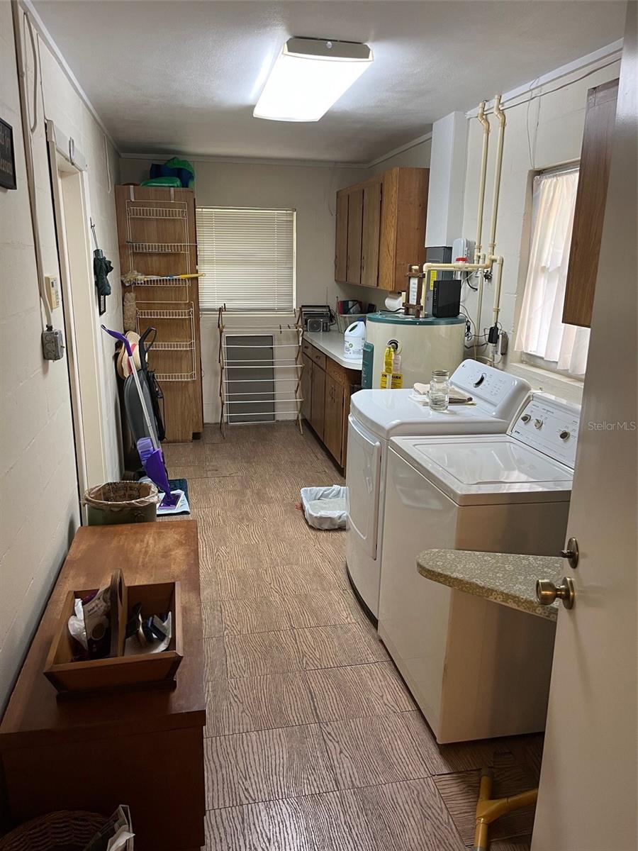 LA HACIENDA - Residential