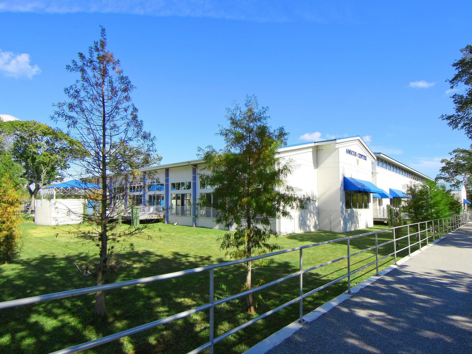 LA LINDA TERRACE - Residential