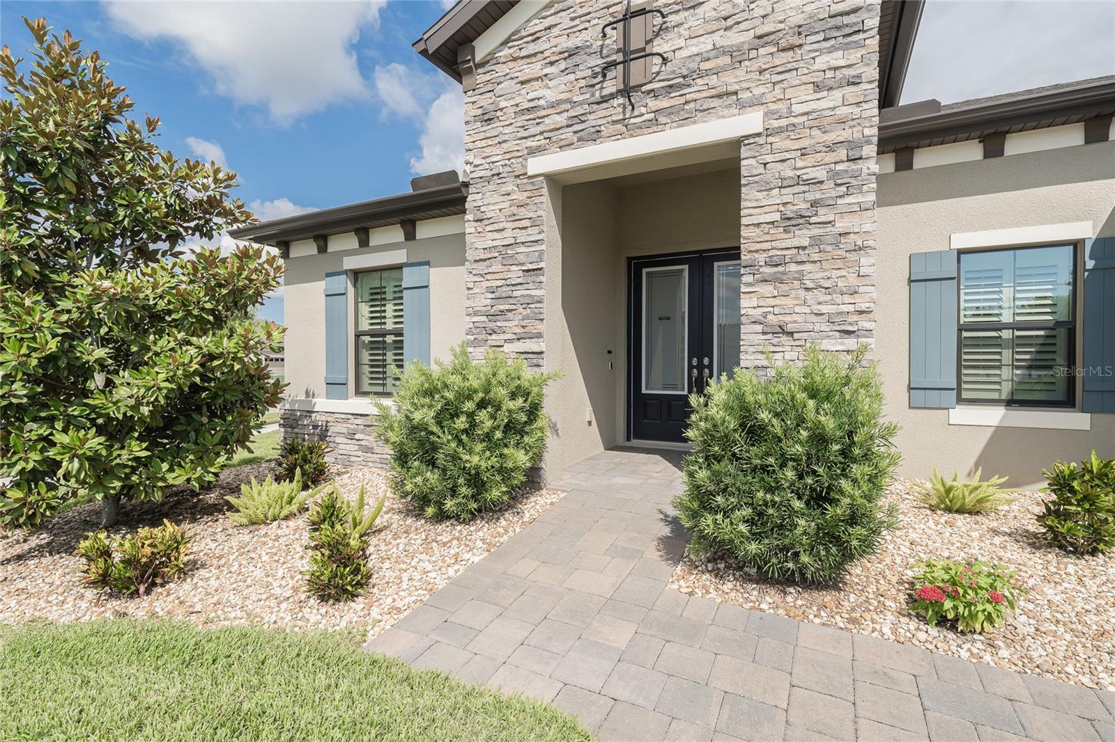 8687 BIRCHLEAF COURT