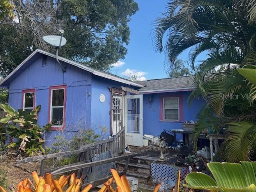 Prime opportunity in the heart of Sarasota! This centrally located property sits just minutes from downtown Sarasota, UTC, SRQ Airport, award-winning beaches, dining, shopping, hospitals, and I-75 access—making it an ideal investment for future rental income, redevelopment, or a full remodel.

The home is being sold As-Is and offers strong potential for investors, builders, or buyers looking for a project with upside. With a generous lot and no HOA restrictions, the property provides flexibility for renovations or rebuilding based on your vision and goals.

No sight-unseen or “blind” proposals will be considered. All offers must be submitted on an As-Is Residential proposals for Sale and Purchase.

Don’t miss the chance to secure a value-add opportunity in a rapidly improving Sarasota corridor.