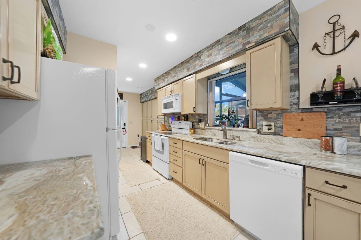 PORT CHARLOTTE SEC 054 - Residential Lease