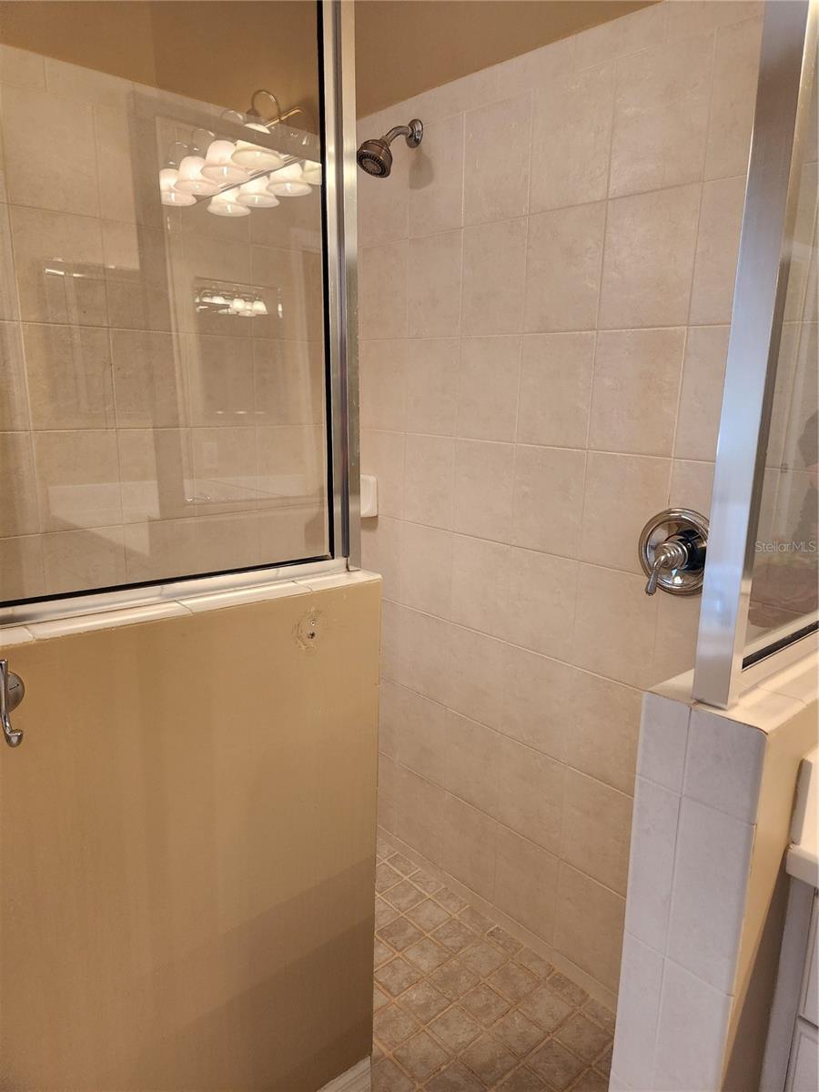 TARA PH III SUBPHASE H - Residential Lease