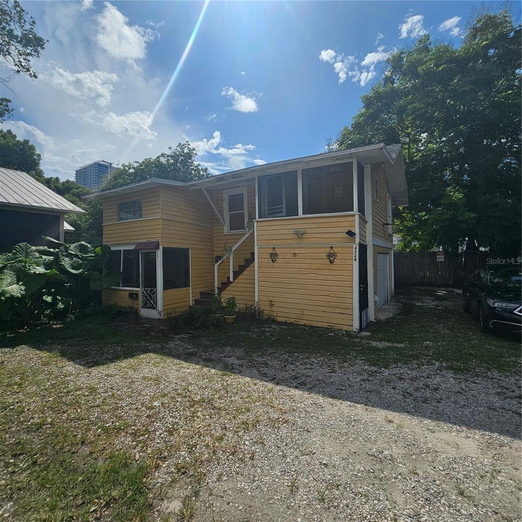 Photo of 432 Highland Avenue, Orlando, FL 32801 (MLS # O6444048)