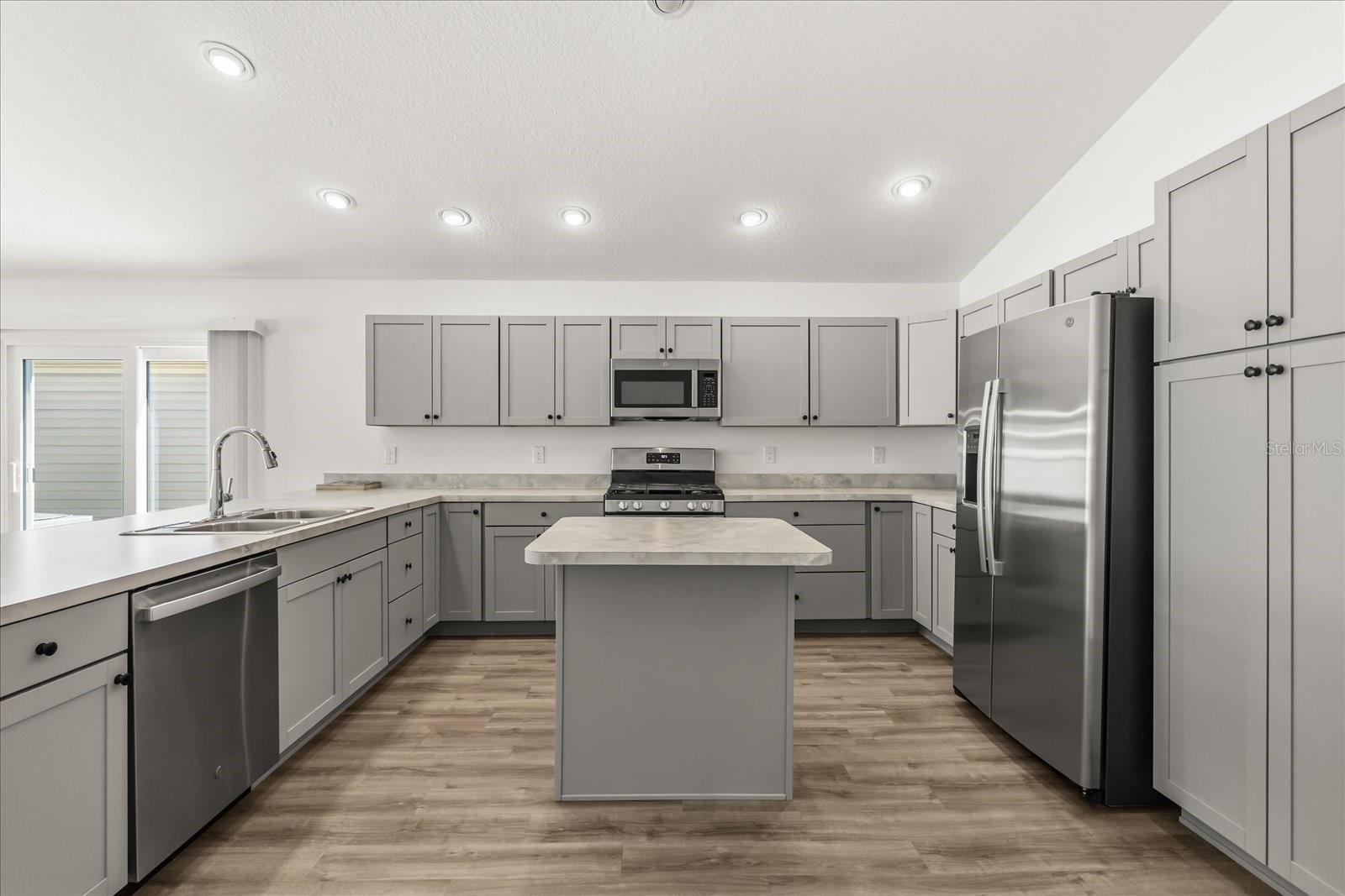 VILLAGES OF WEST LAKE - Residential