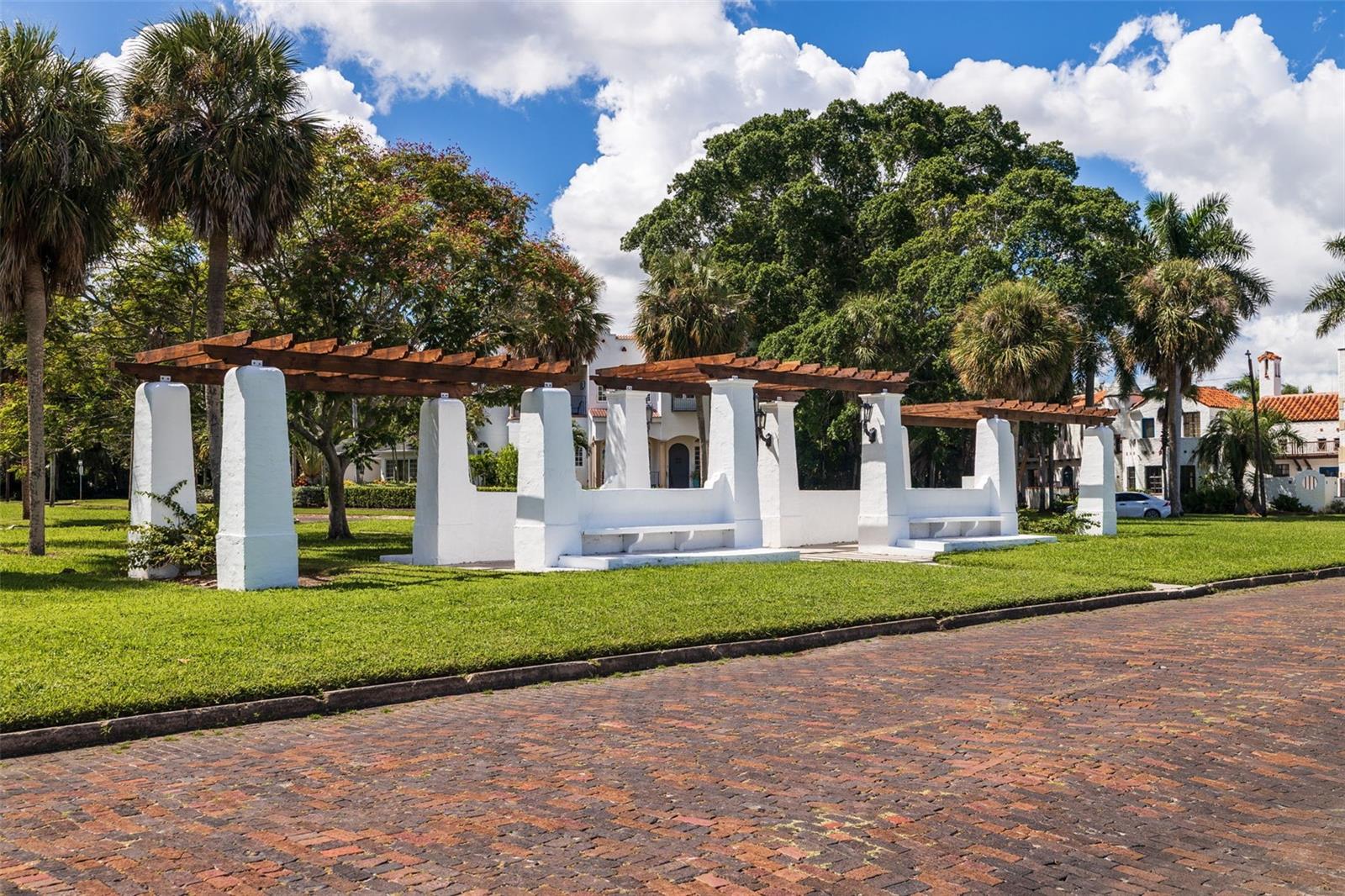 GRANADA TERRACE - Residential