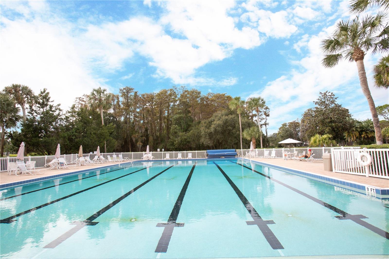 GOLF VIEW VILLAS CONDO 05 - Residential