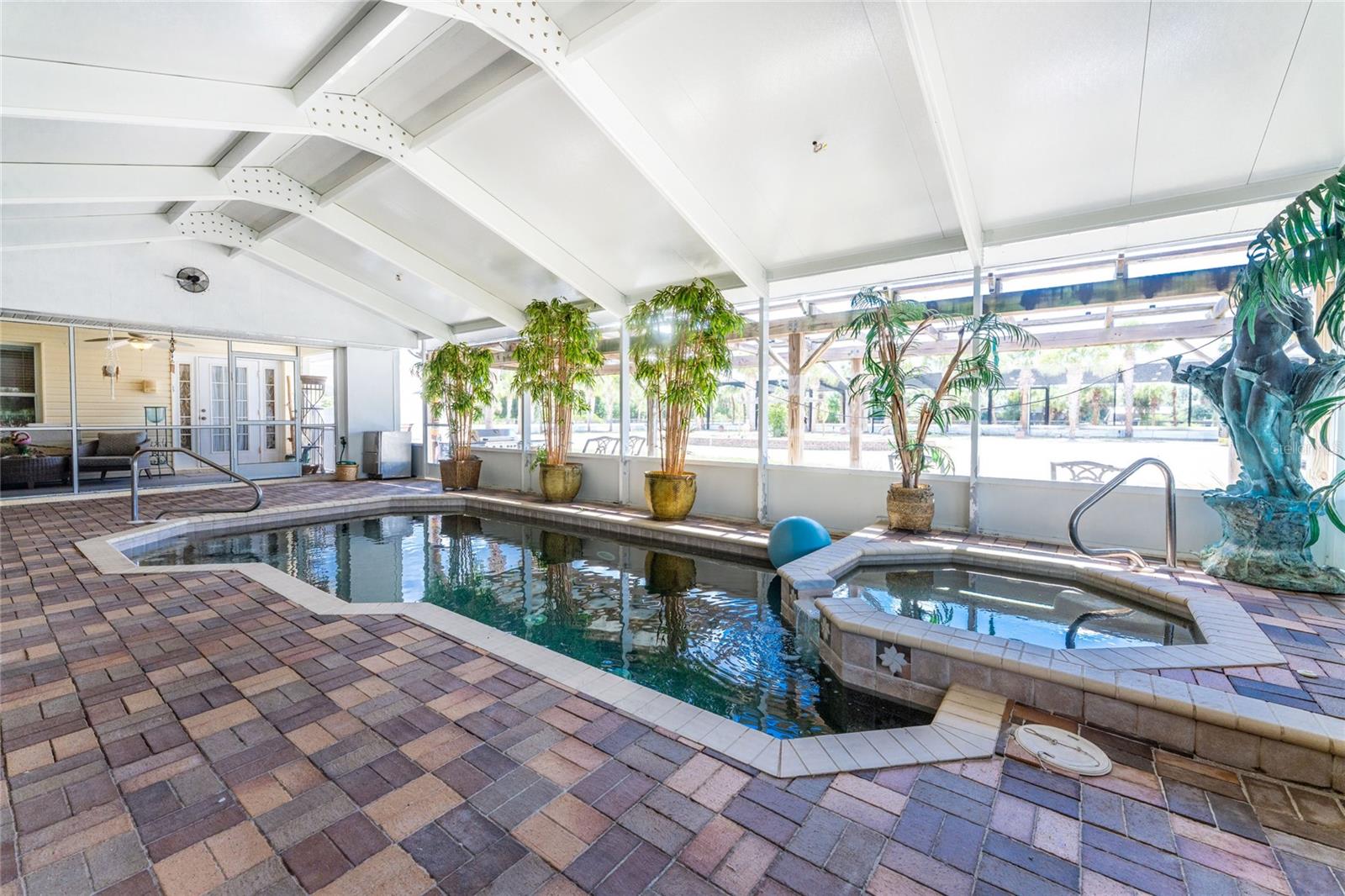 668 PALOMINO TRAIL