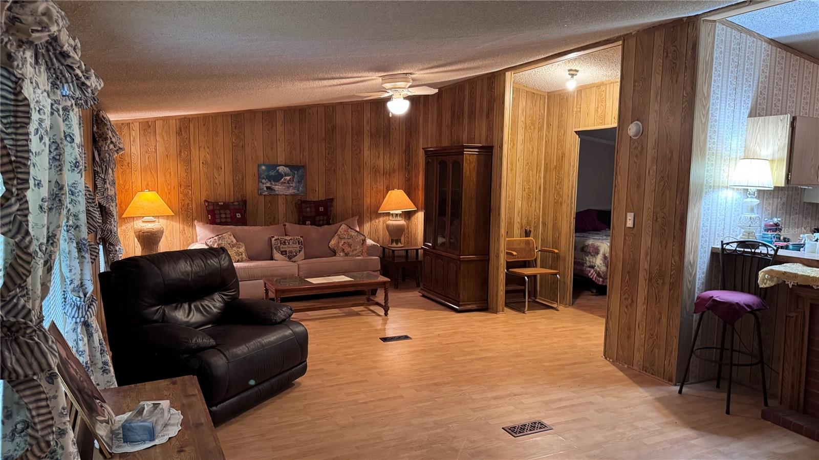 WHITESIDE - Residential