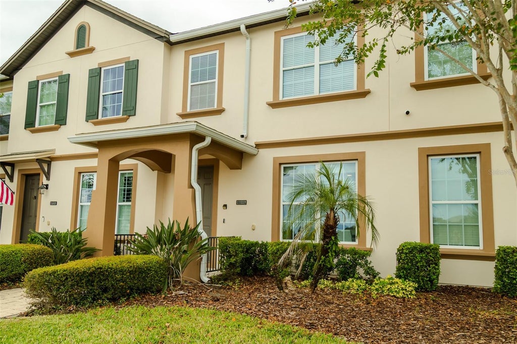 Photo of 11812 Water Run Alley, Windermere, FL 34786 (MLS # O6444415)