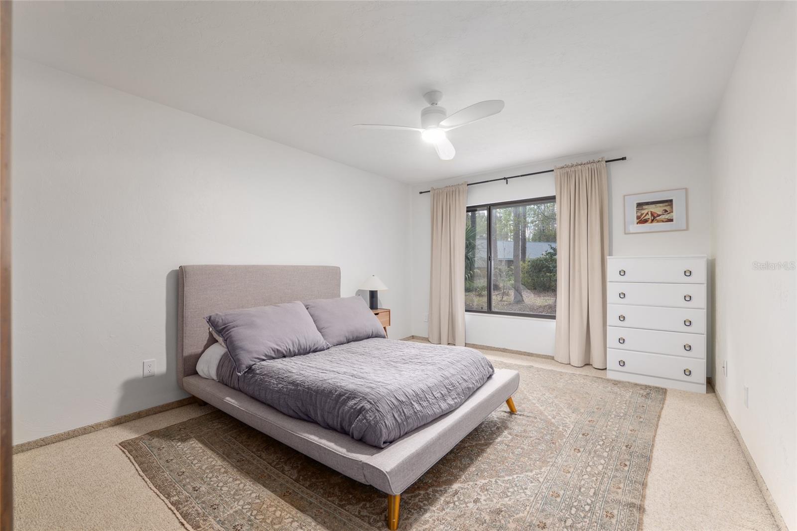 COUNTRY CLUB MANOR - Residential