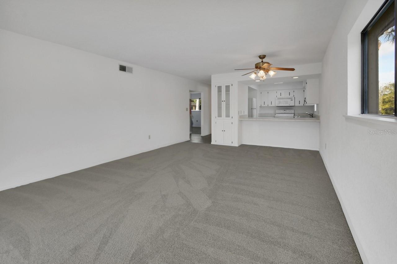 FOUR SEASONS DELAND PH 01-02 - Residential