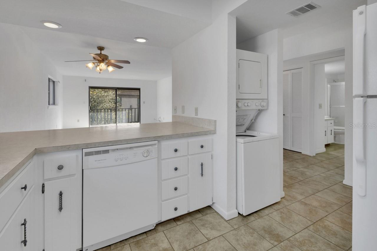 FOUR SEASONS DELAND PH 01-02 - Residential