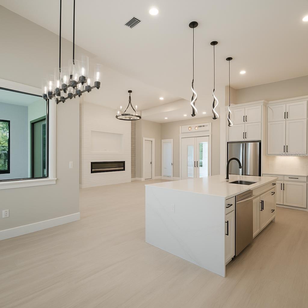 ROTONDA WEST WHITE MARSH - Residential