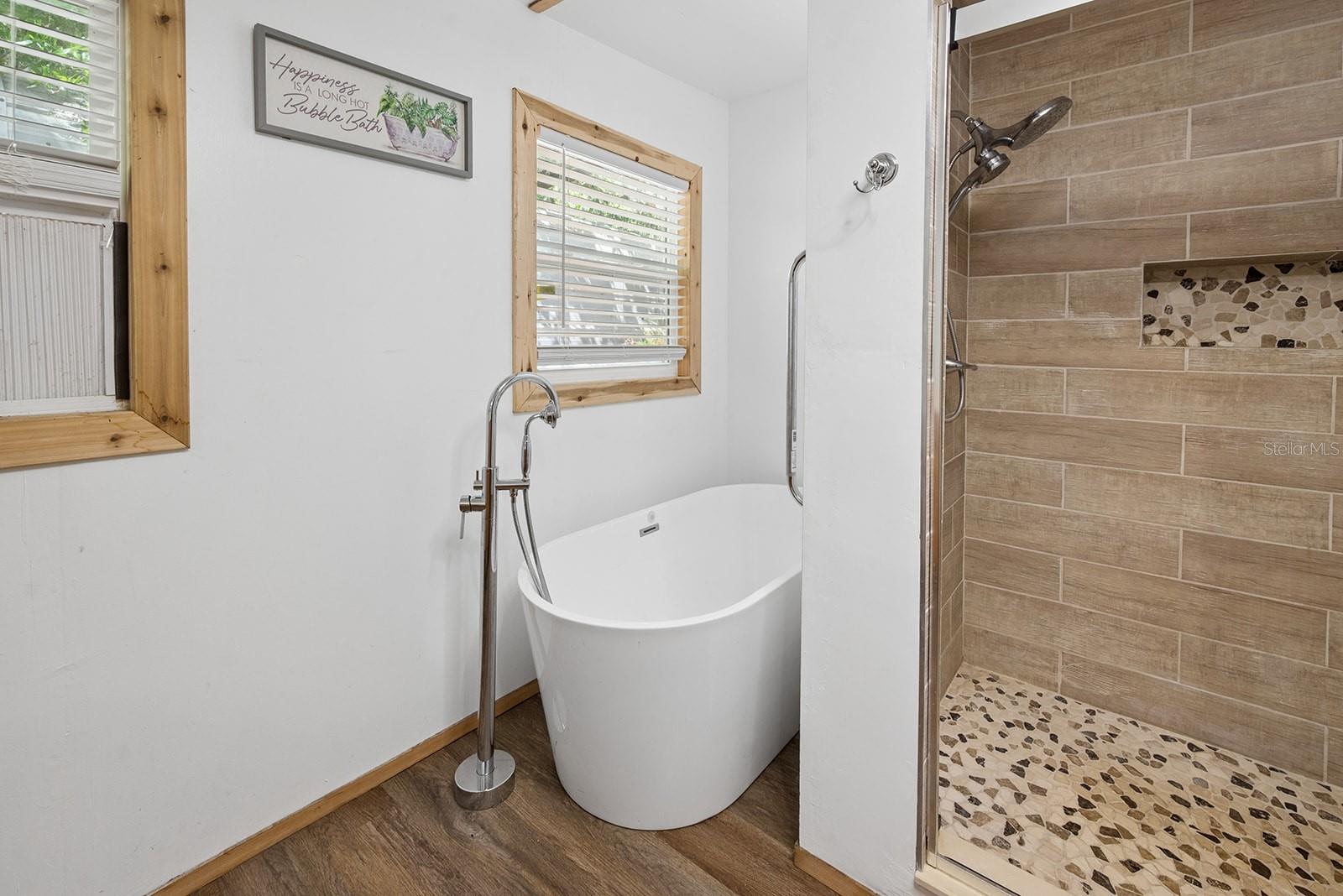 CANAL SHORES SUB - Residential