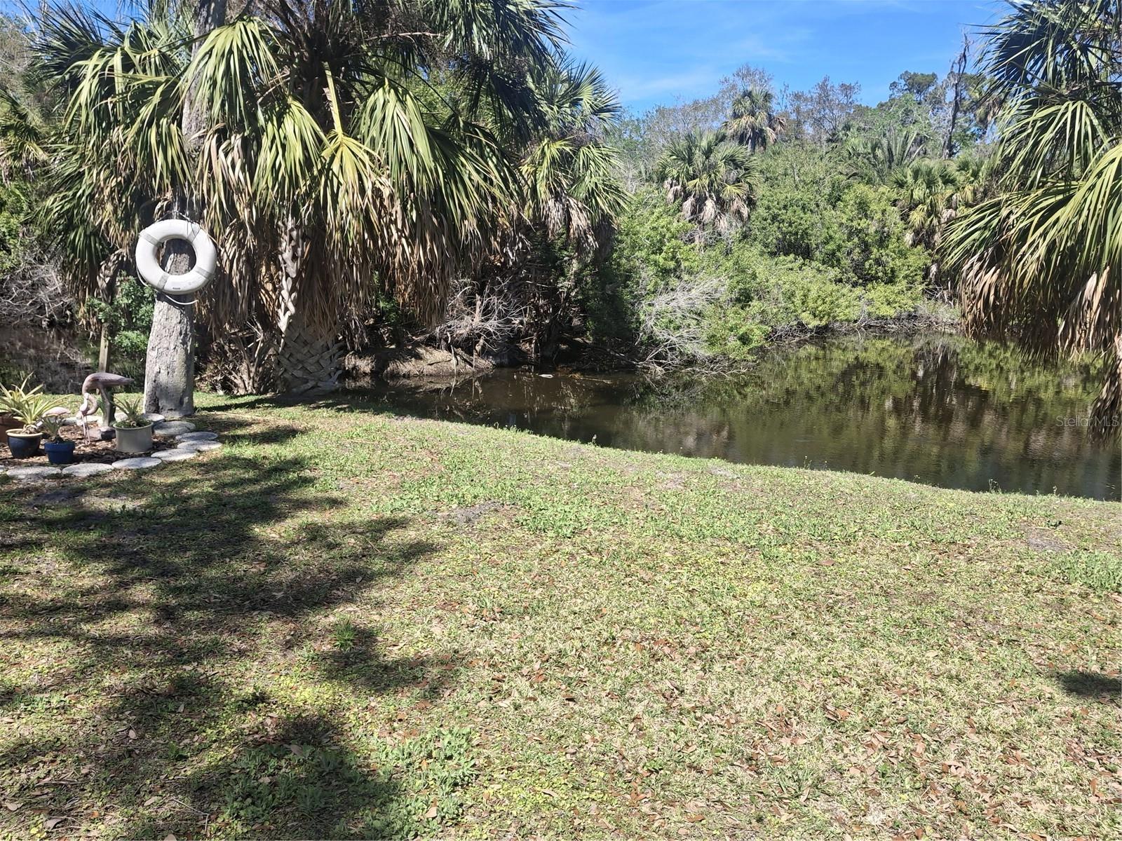 PALM LAKE TERRACE FIRST ADD - Residential