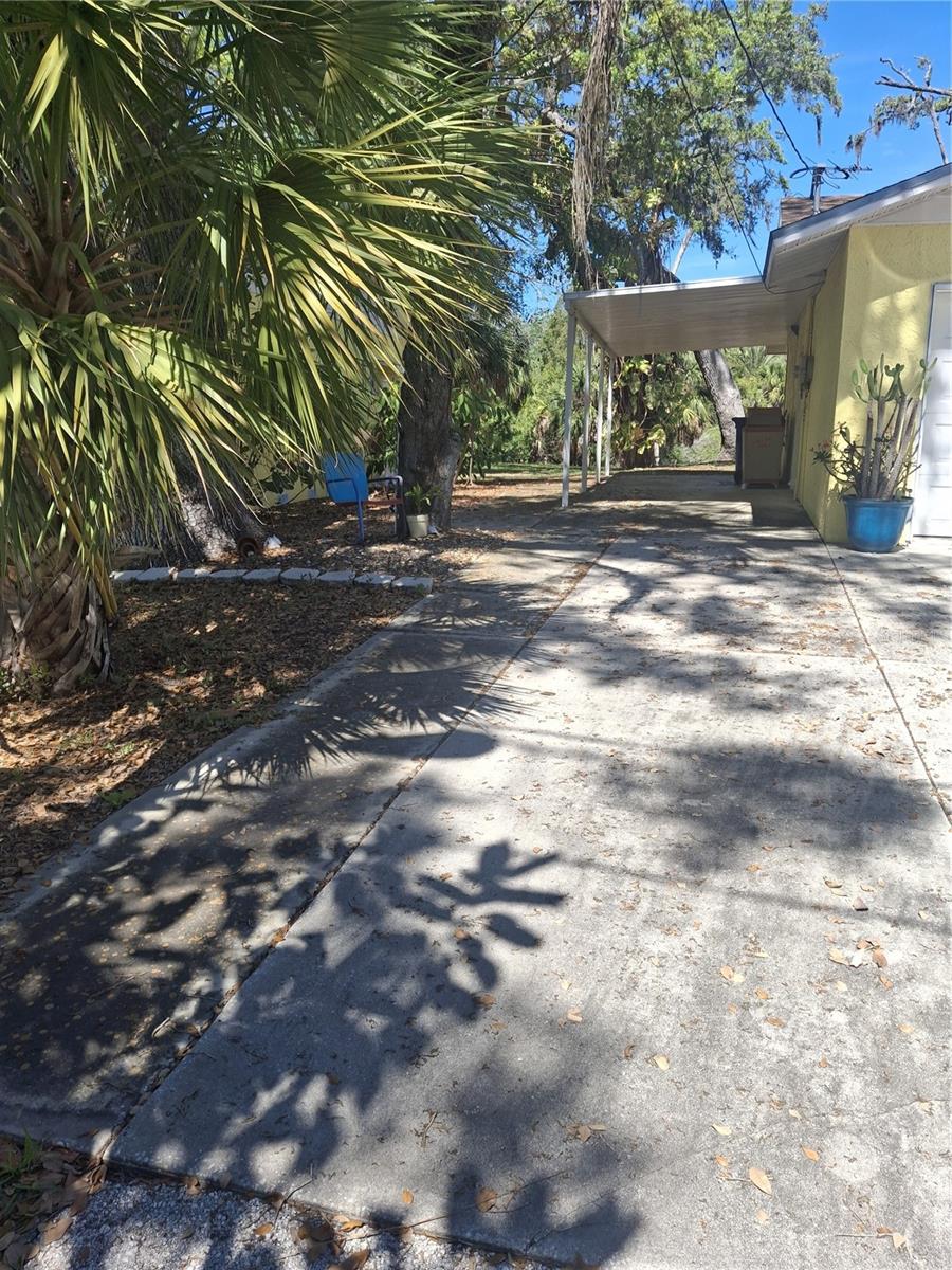 PALM LAKE TERRACE FIRST ADD - Residential