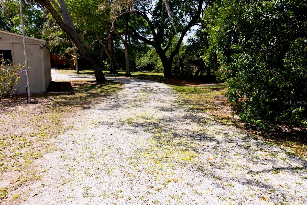 CRESTVIEW - Residential