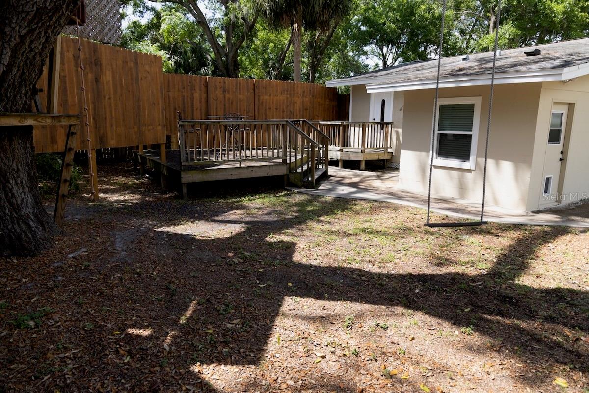 CRESTVIEW - Residential