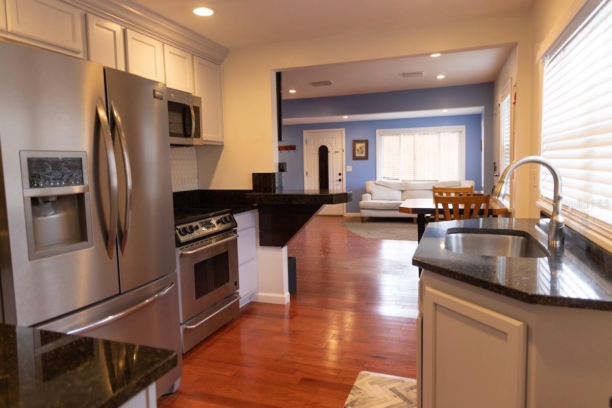 CRESTVIEW - Residential