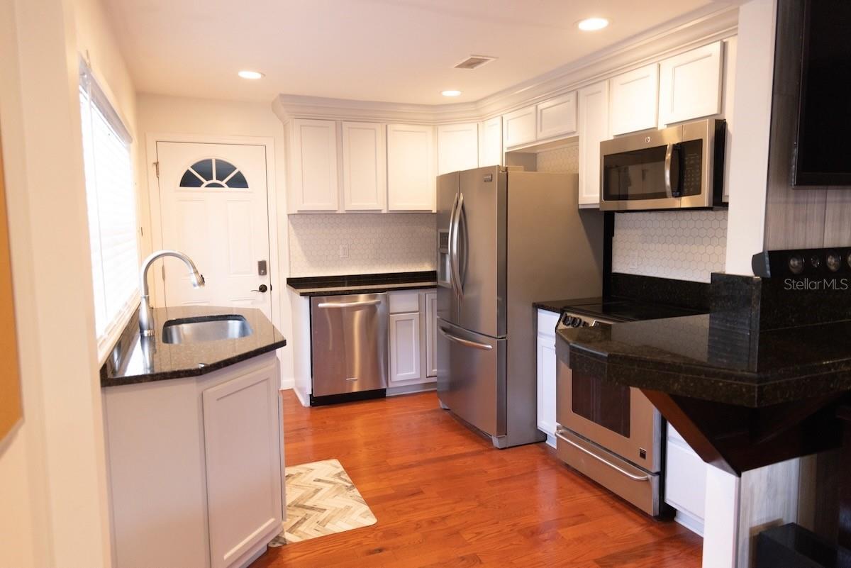 CRESTVIEW - Residential