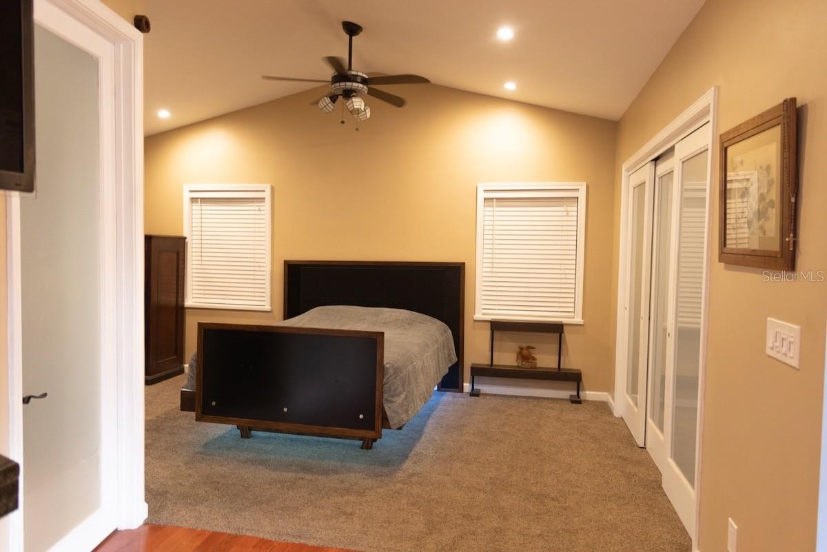 CRESTVIEW - Residential