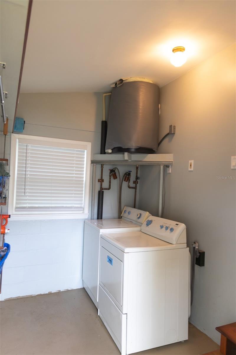 CRESTVIEW - Residential