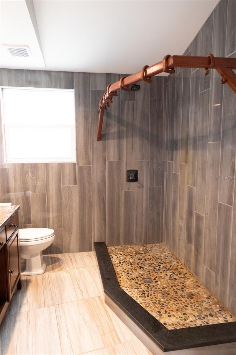 CRESTVIEW - Residential