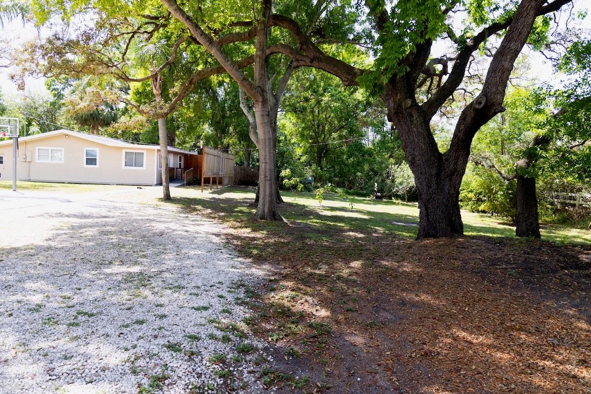 CRESTVIEW - Residential