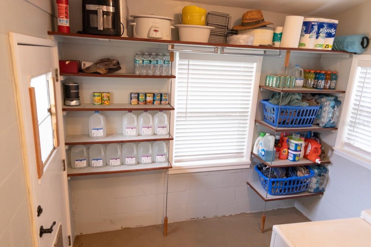 CRESTVIEW - Residential