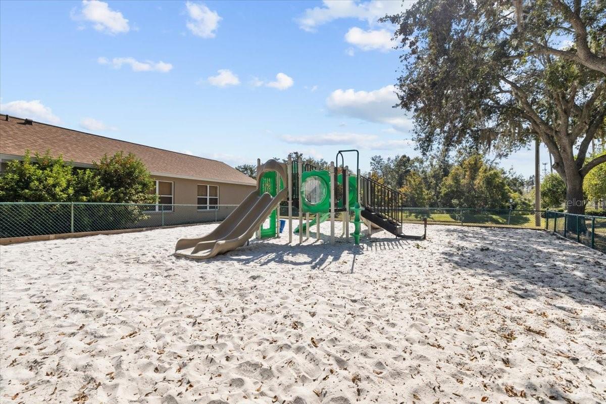 WESLEY POINTE - Residential