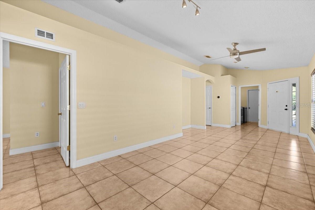 WESLEY POINTE - Residential