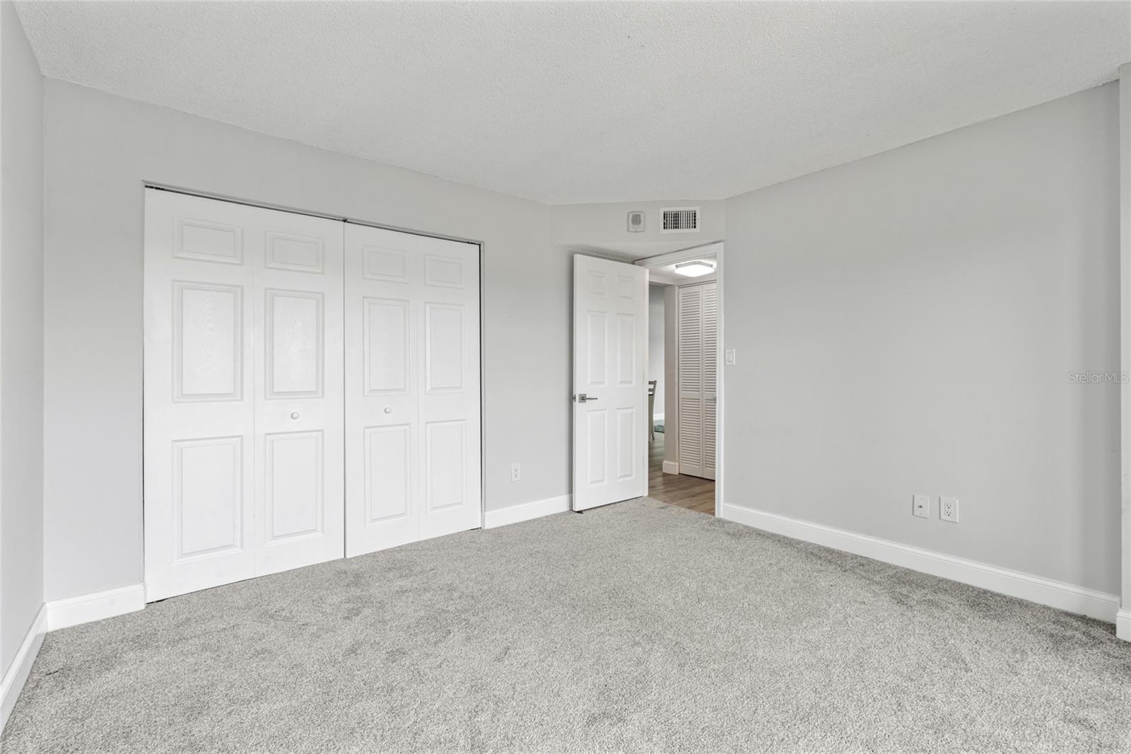 51 ISLAND WAY CONDO - Residential