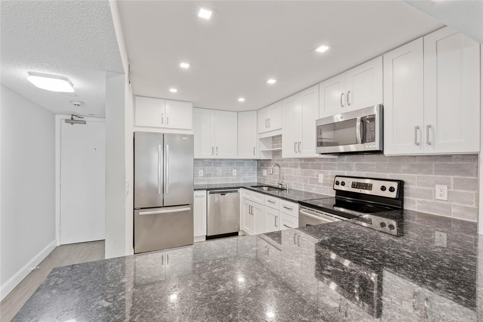 51 ISLAND WAY CONDO - Residential