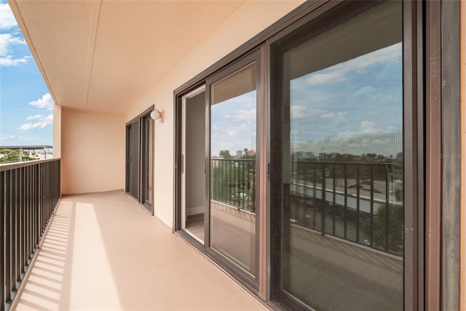 51 ISLAND WAY CONDO - Residential