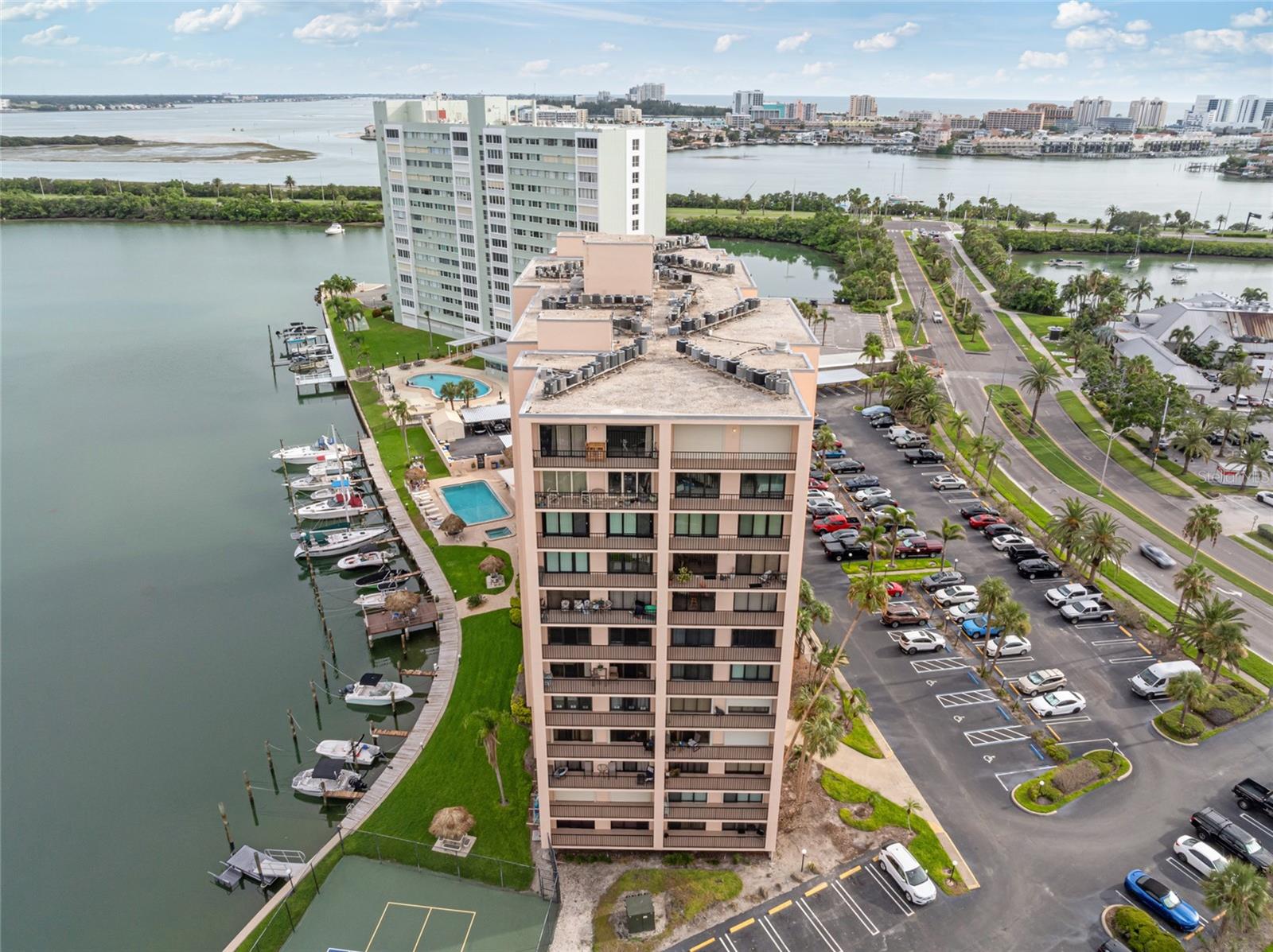 51 ISLAND WAY CONDO - Residential