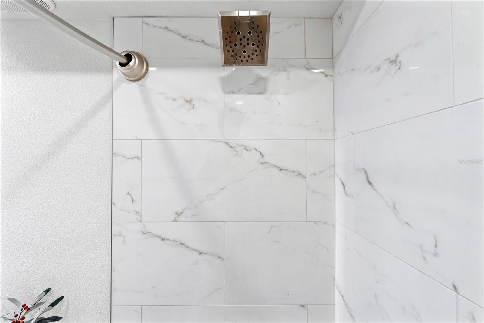 51 ISLAND WAY CONDO - Residential