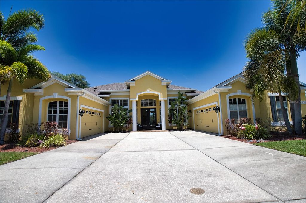 Photo of 8209 Snowy Egret Place, Bradenton, FL 34202 (MLS # N6140895)