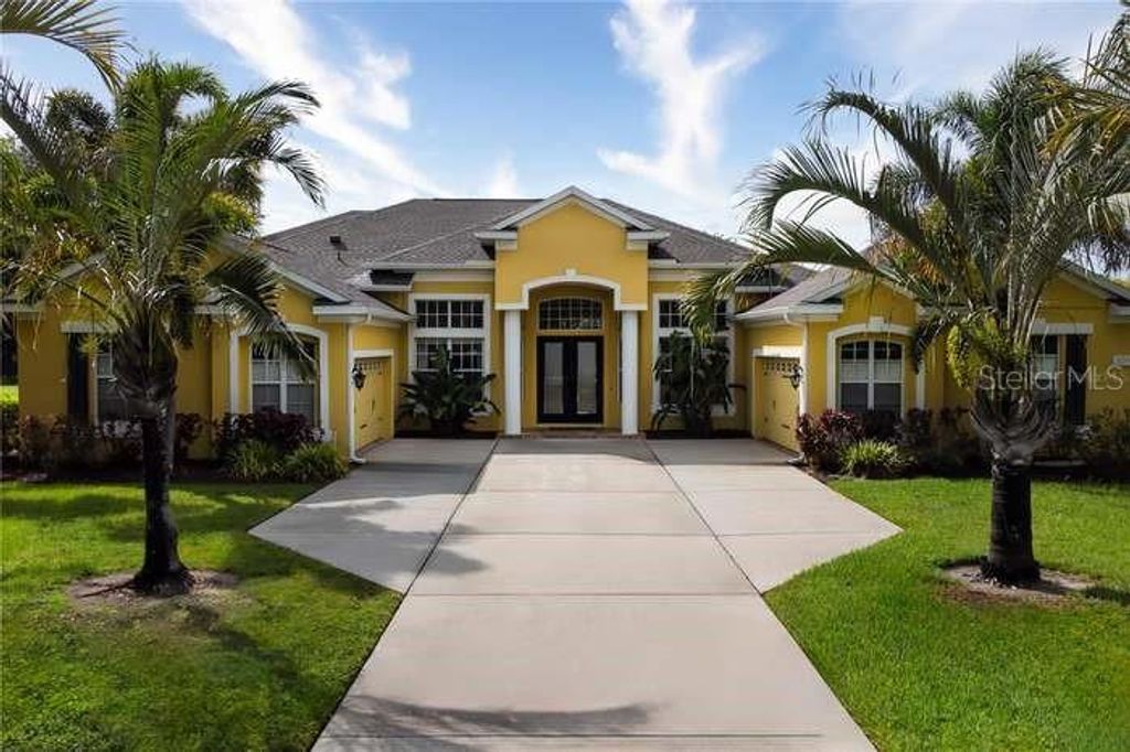 Photo of 8209 Snowy Egret Place, Bradenton, FL 34202 (MLS # N6140895)