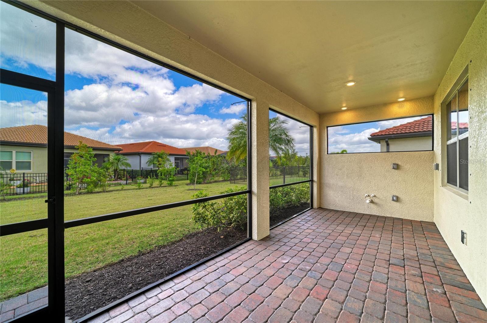 TOSCANA ISLES - Residential